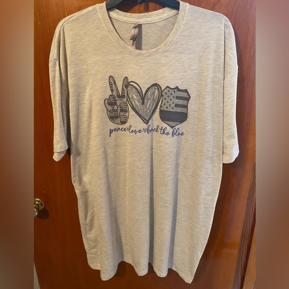 2XL - Women’s Peace Love Back The Blue Police T-Shirt - Brand New